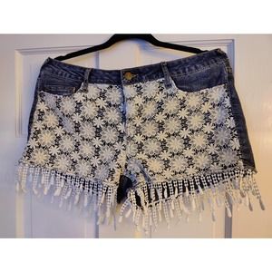 SUPER CUTE! l.e.i. Fringe and Lace Jeans Size 13